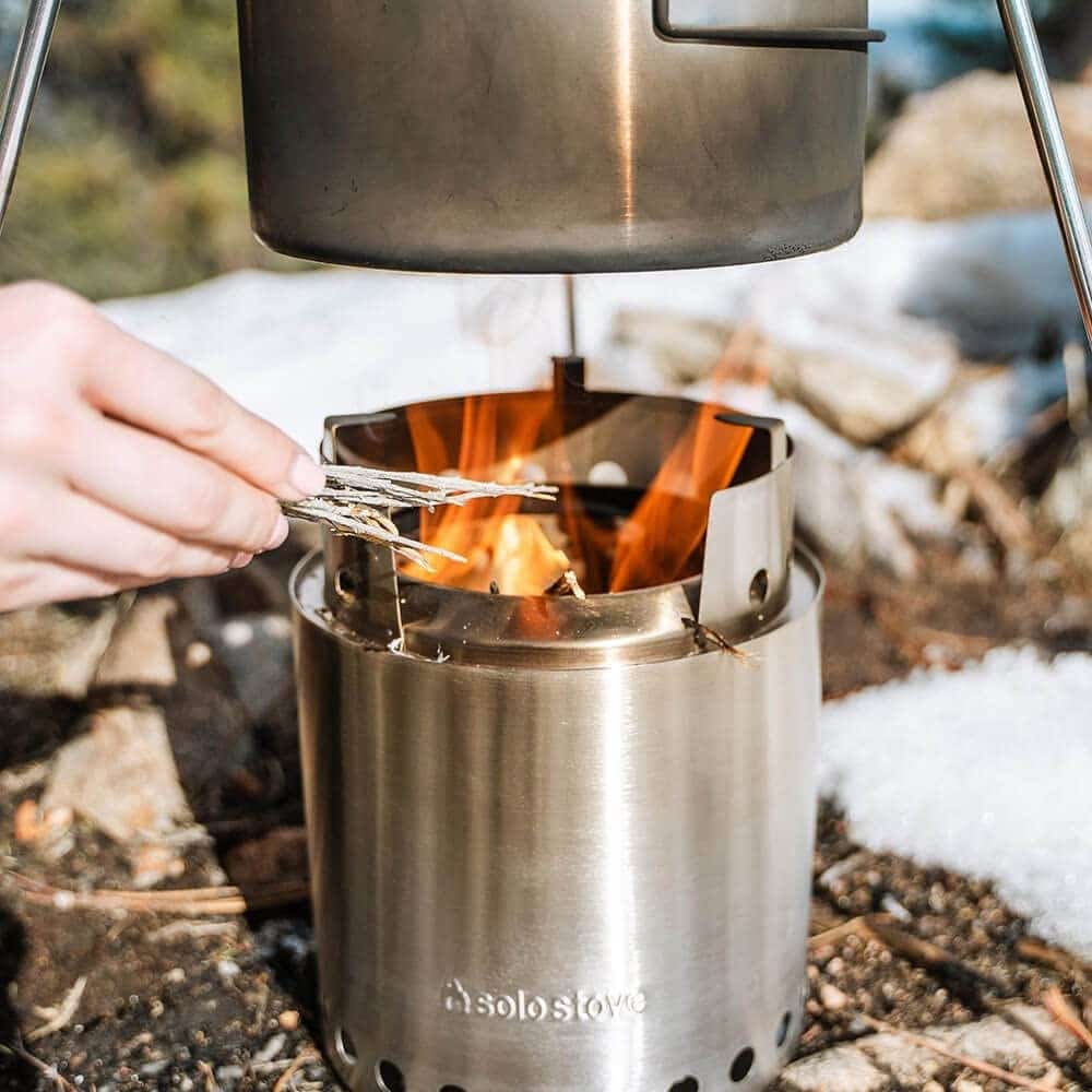 starting a fire using a solo stove